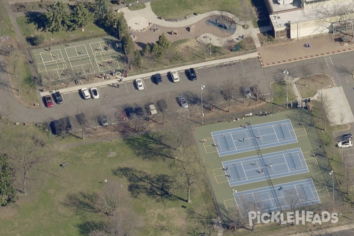 Photo of Pickleball at Walter Reed Park